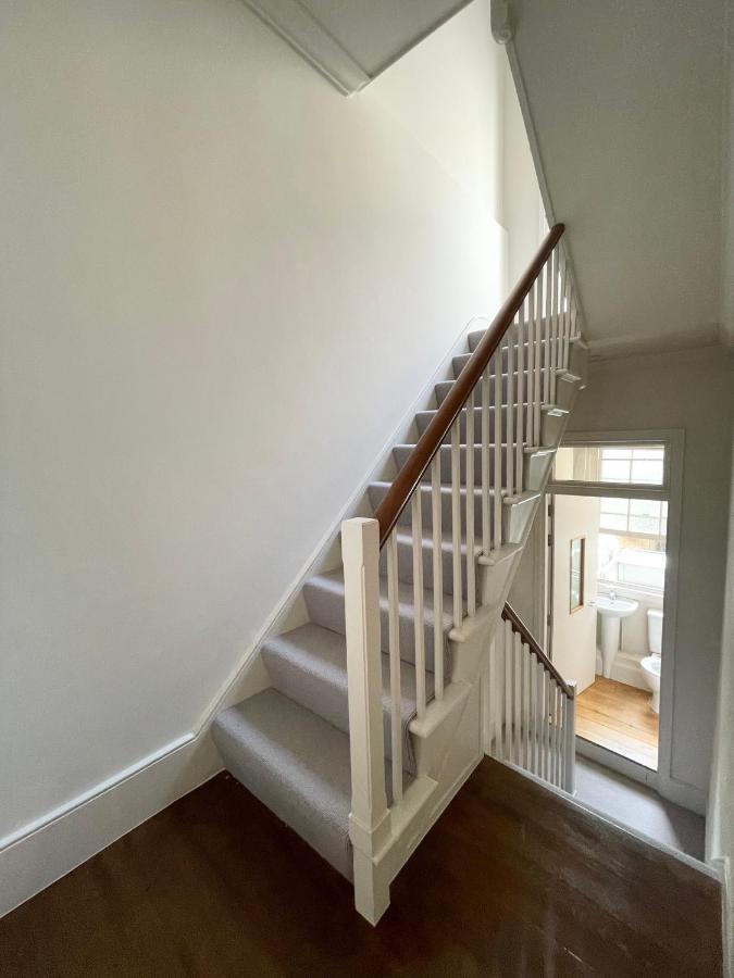 Victoria Maisonette Apartment Лондон Екстериор снимка