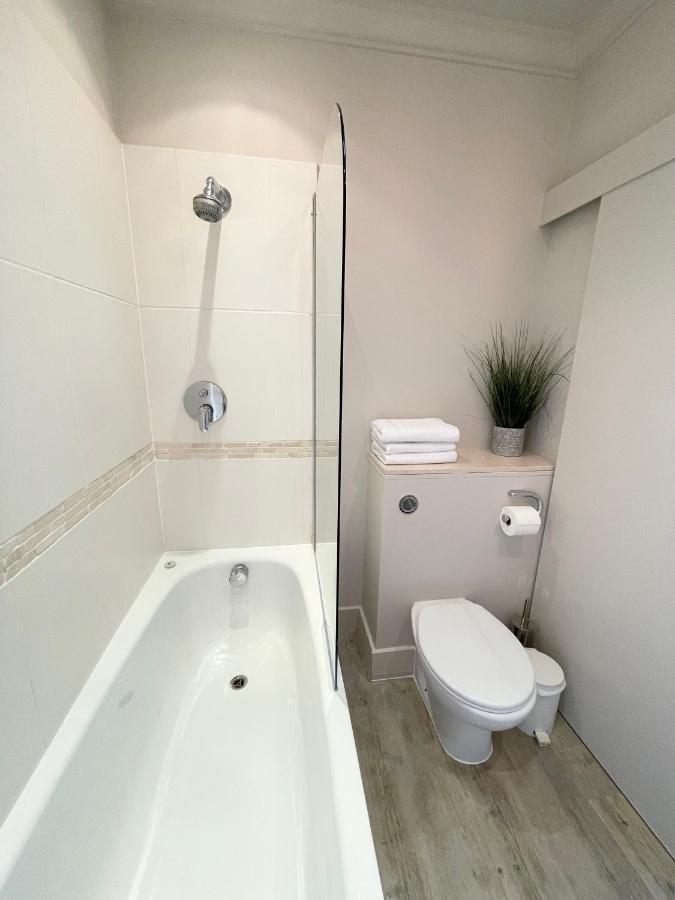 Victoria Maisonette Apartment Лондон Екстериор снимка