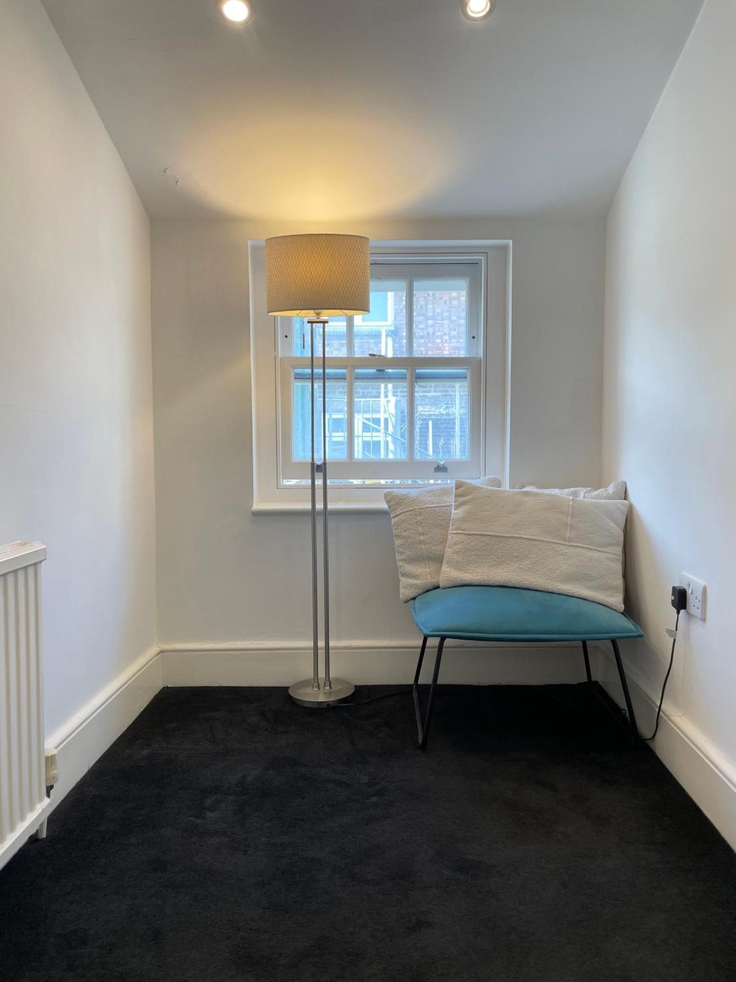 Victoria Maisonette Apartment Лондон Екстериор снимка