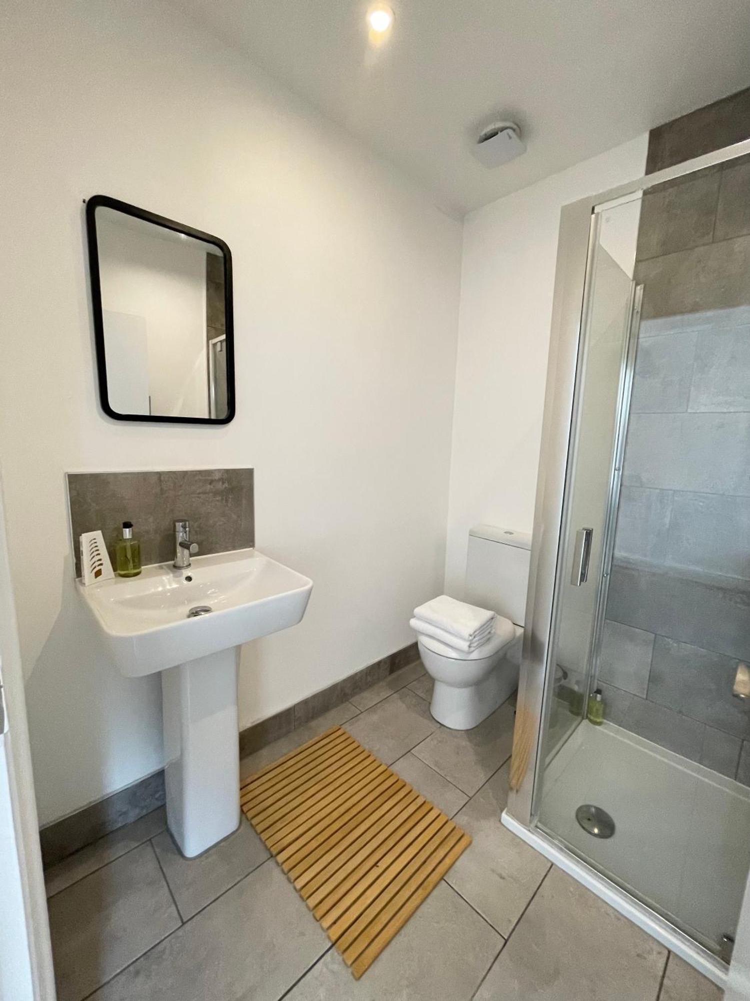 Victoria Maisonette Apartment Лондон Екстериор снимка