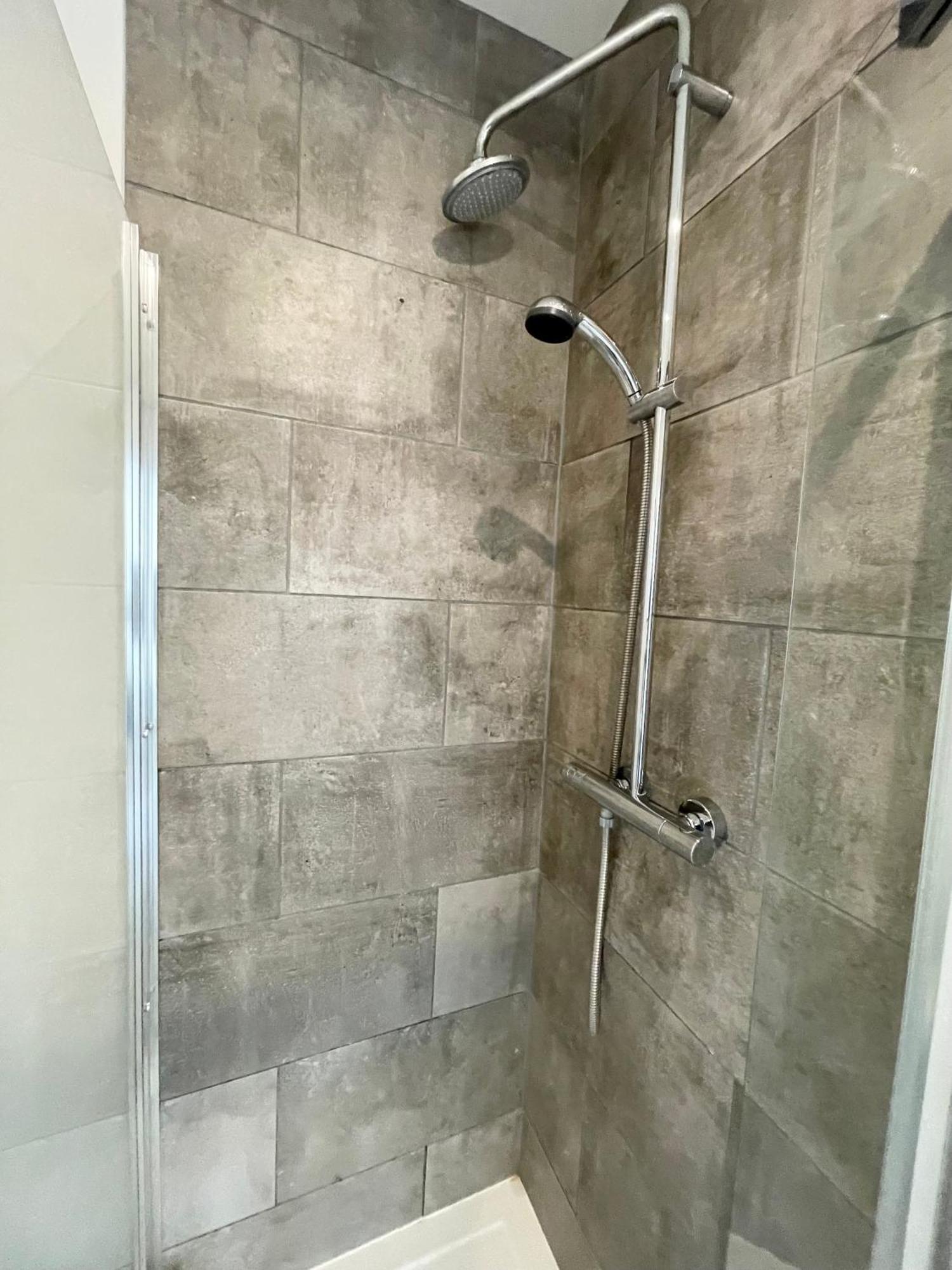 Victoria Maisonette Apartment Лондон Екстериор снимка