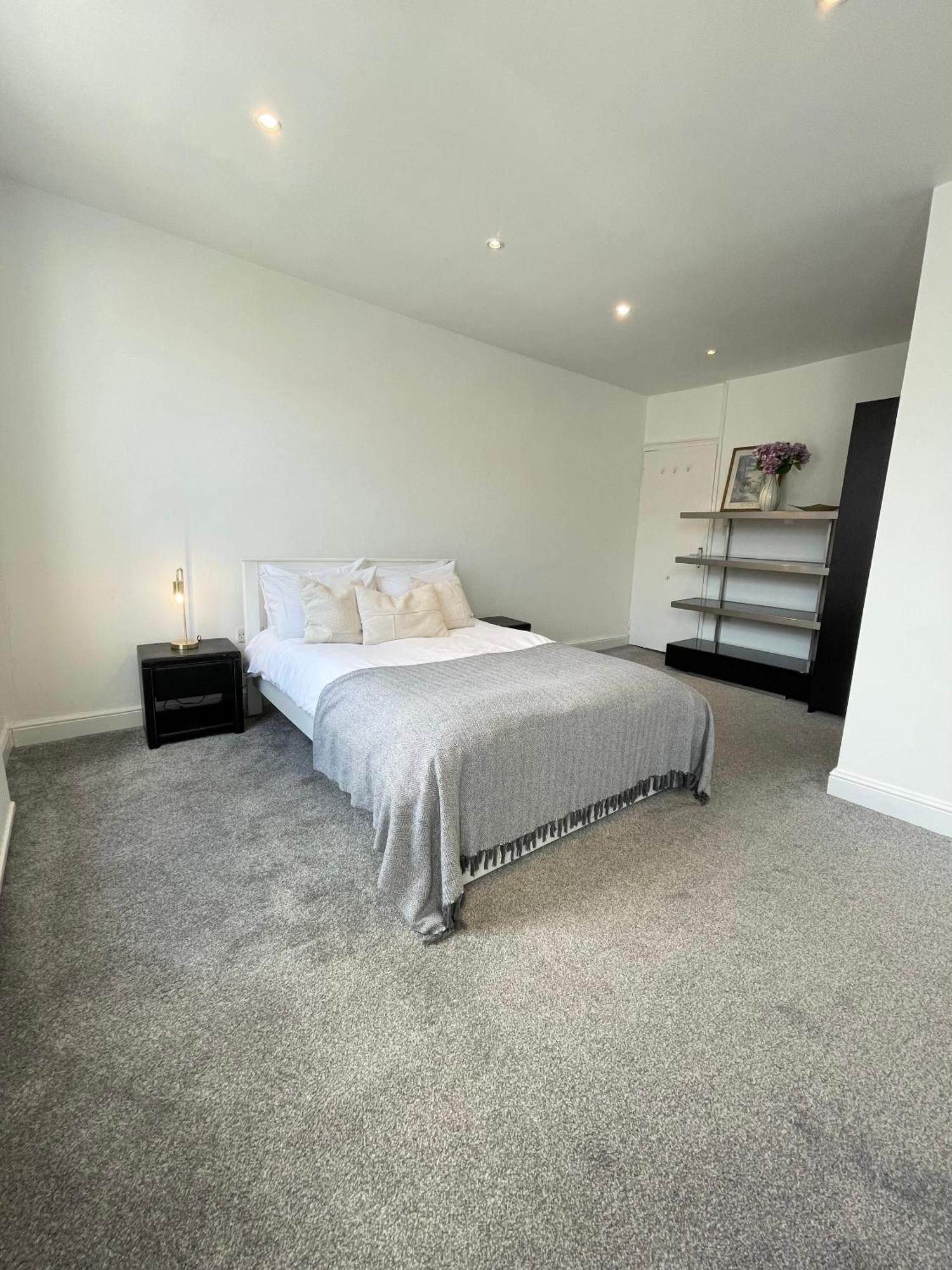 Victoria Maisonette Apartment Лондон Екстериор снимка