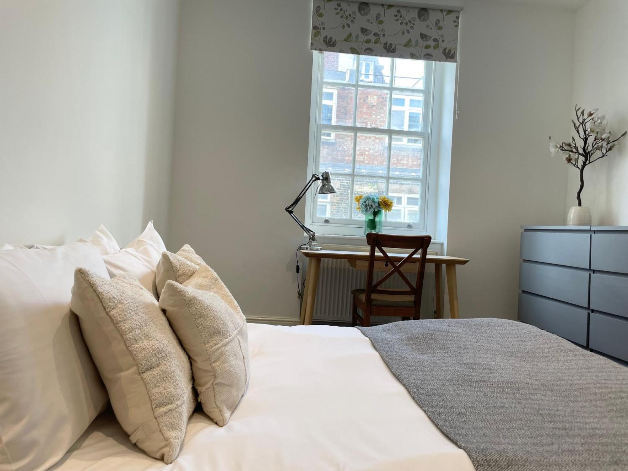 Victoria Maisonette Apartment Лондон Екстериор снимка